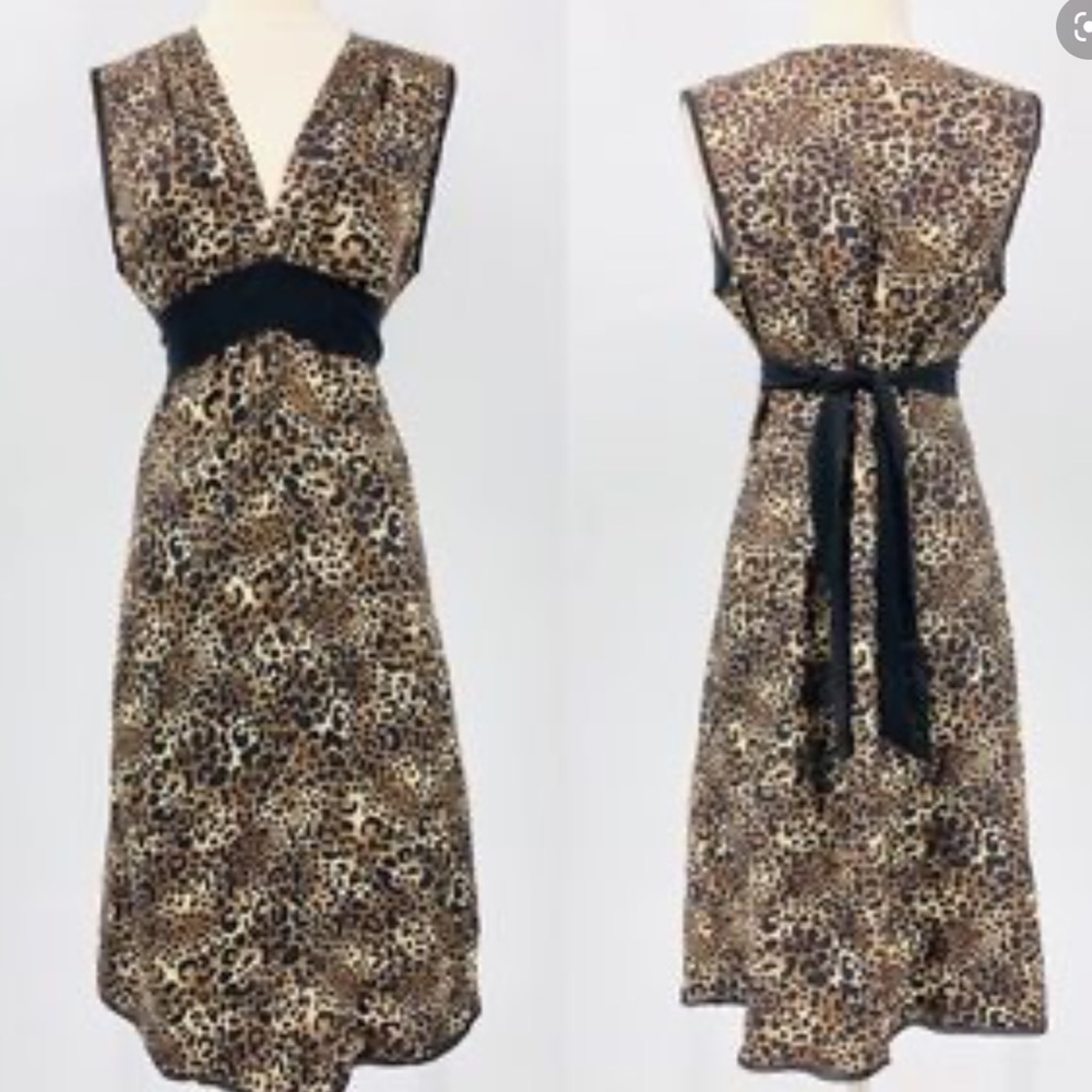 BCBG V-NECK LEOPARD PRINT DRESS WITH REVERSE TIE